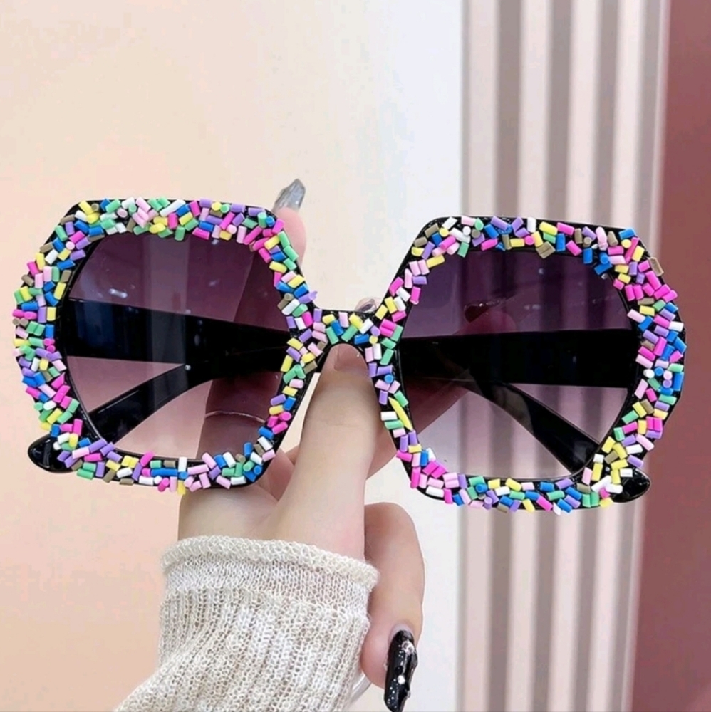 NEW Women's Sprinkle-Like Fashion Sunglasses